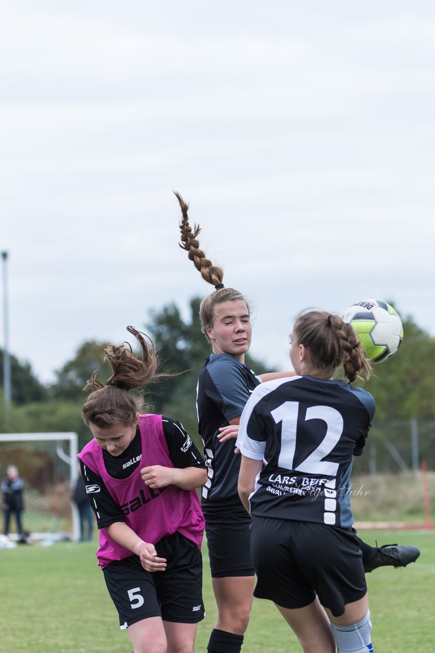 Bild 307 - Frauen Grossenasper SV - SV Steinhorst/Labenz : Ergebnis: 1:3